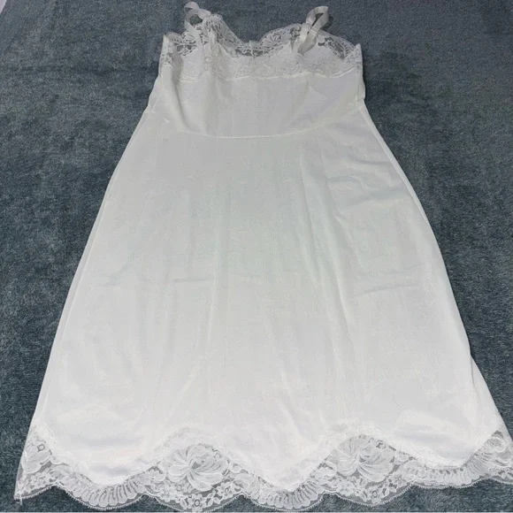 Vintage Sears Full Length Lace Trimmed White Slip Women’s Size 36 Tall - Picture 2 of 6